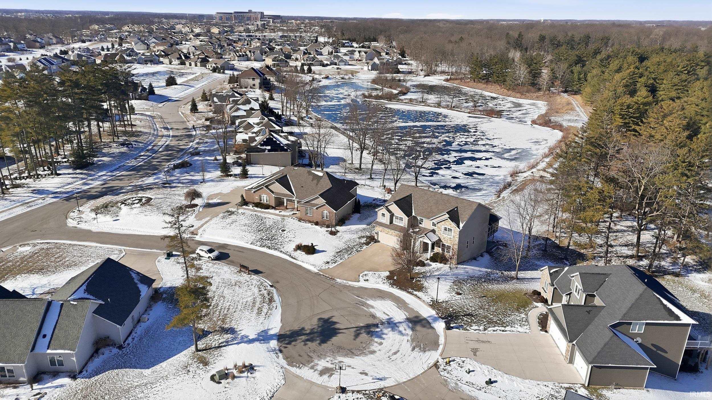 11615 Red Cedar Cove Fort Wayne, IN 46845 - Photo 2 of 36