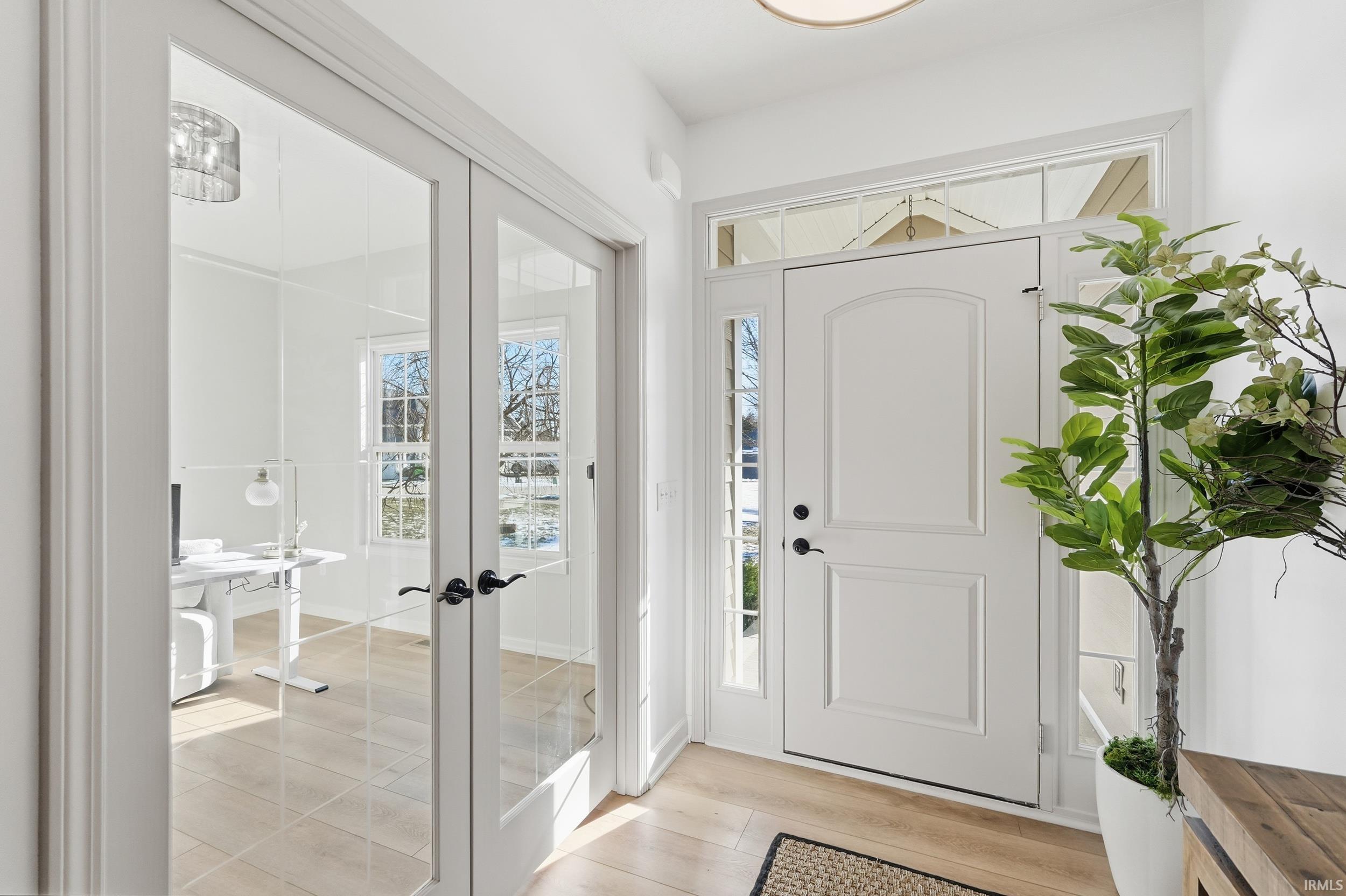 11615 Red Cedar Cove Fort Wayne, IN 46845 - Photo 3 of 36