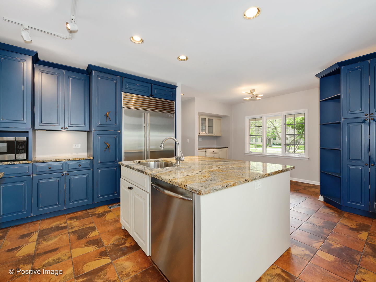 27 Meadowview Road Northfield, IL 60093 - Photo 13 of 44 Gallery Image 13