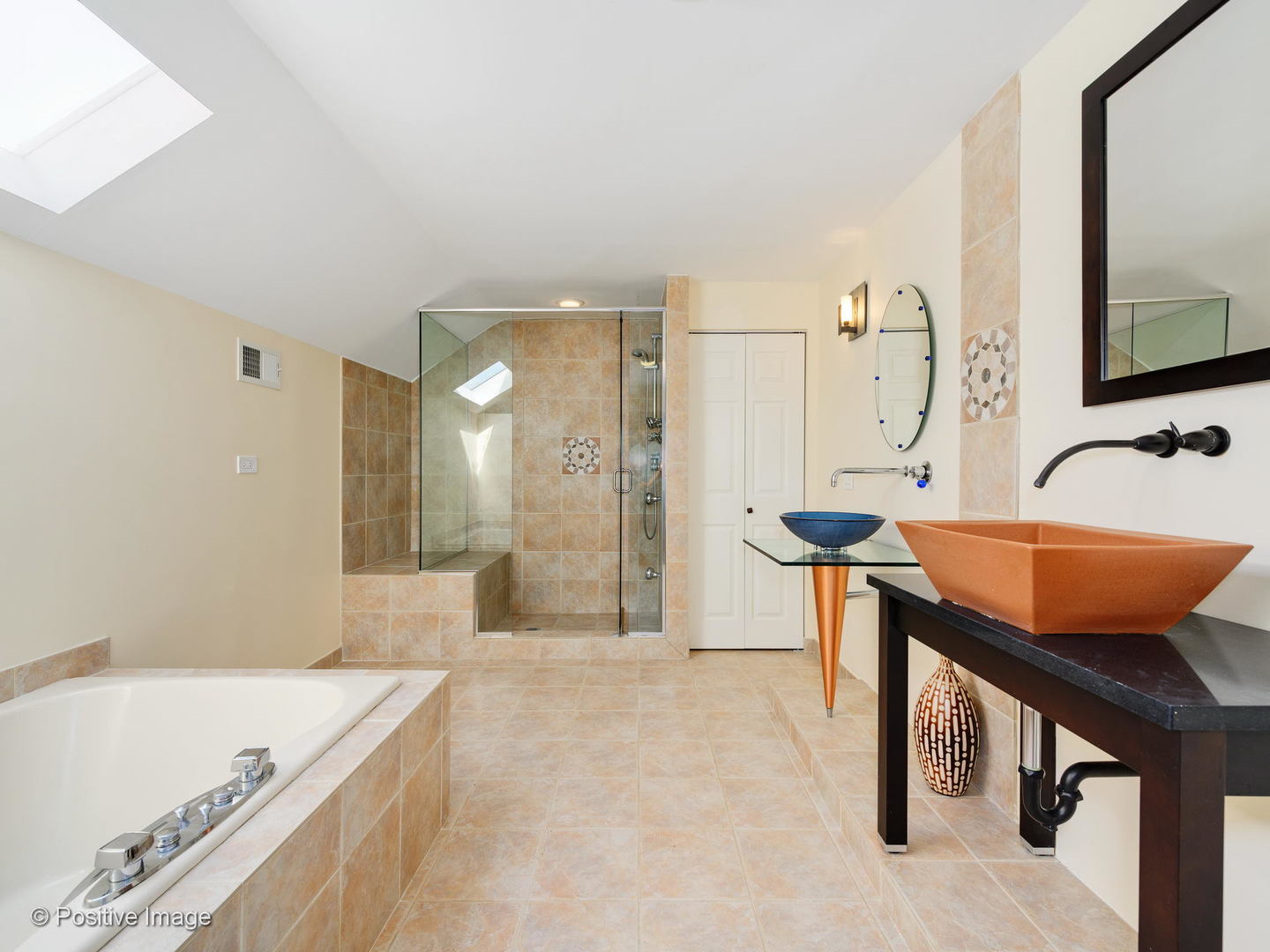 27 Meadowview Road Northfield, IL 60093 - Photo 35 of 44 Gallery Image 35