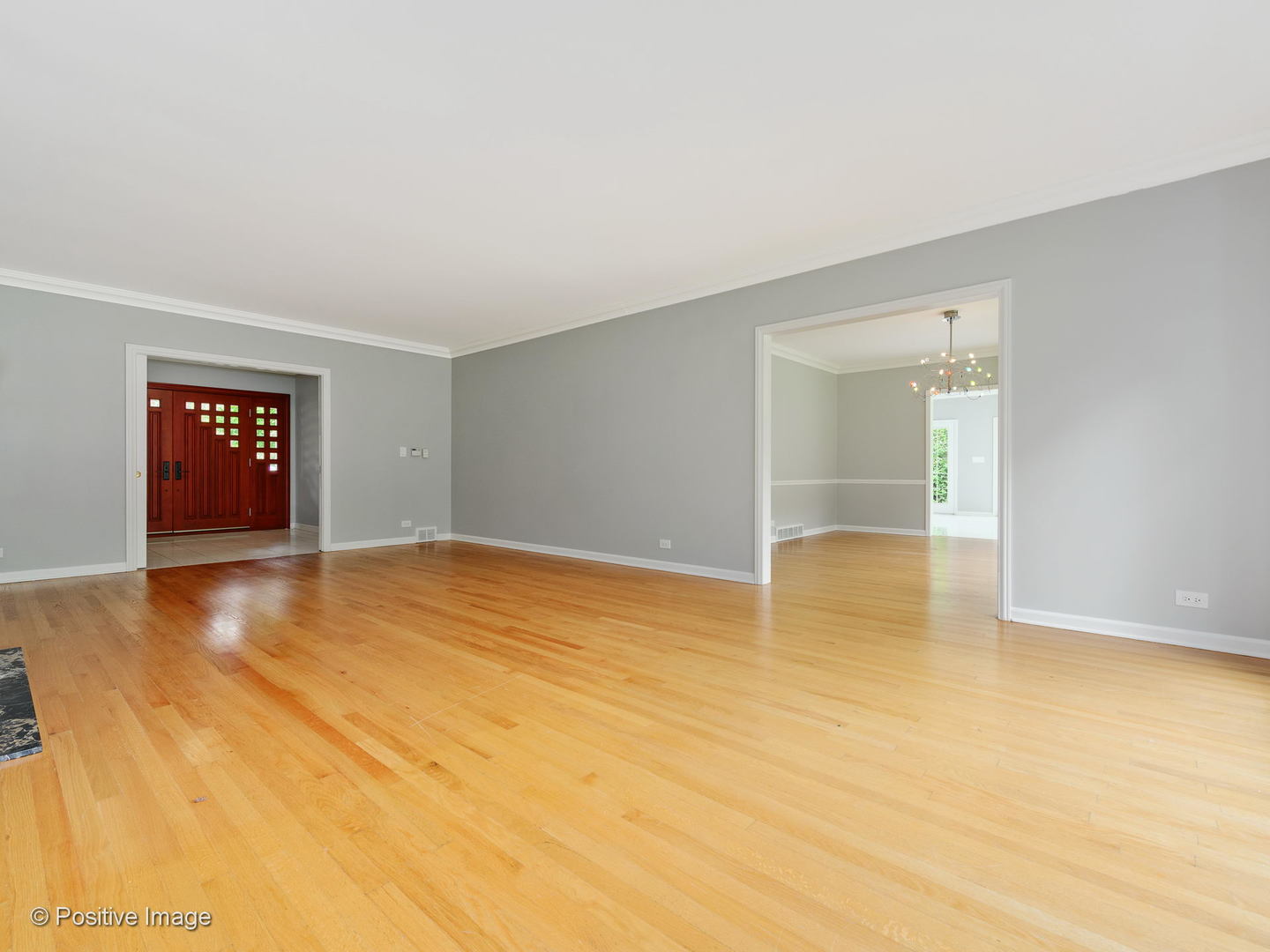 27 Meadowview Road Northfield, IL 60093 - Photo 5 of 44 Gallery Image 5