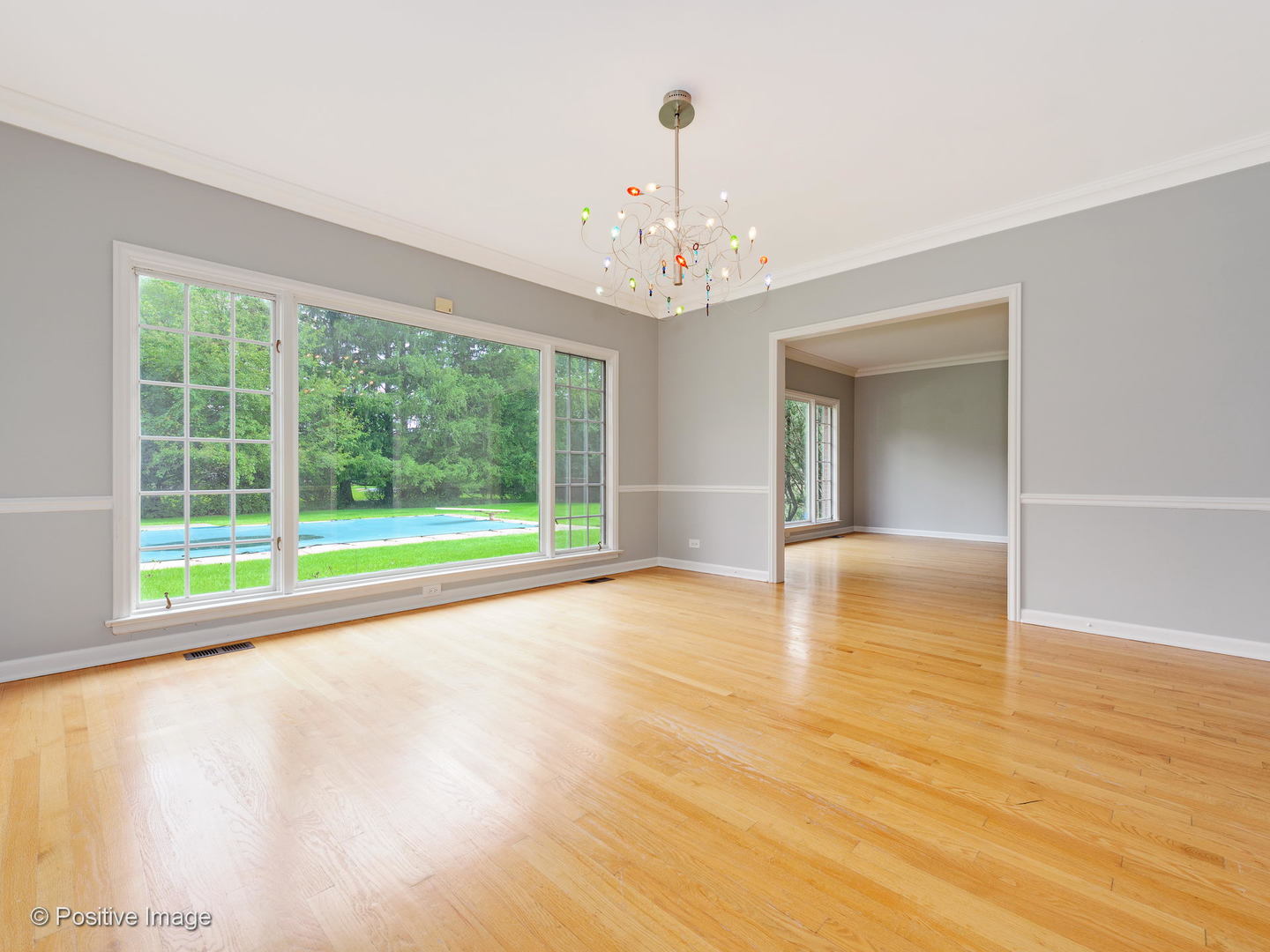 27 Meadowview Road Northfield, IL 60093 - Photo 7 of 44 Gallery Image 7