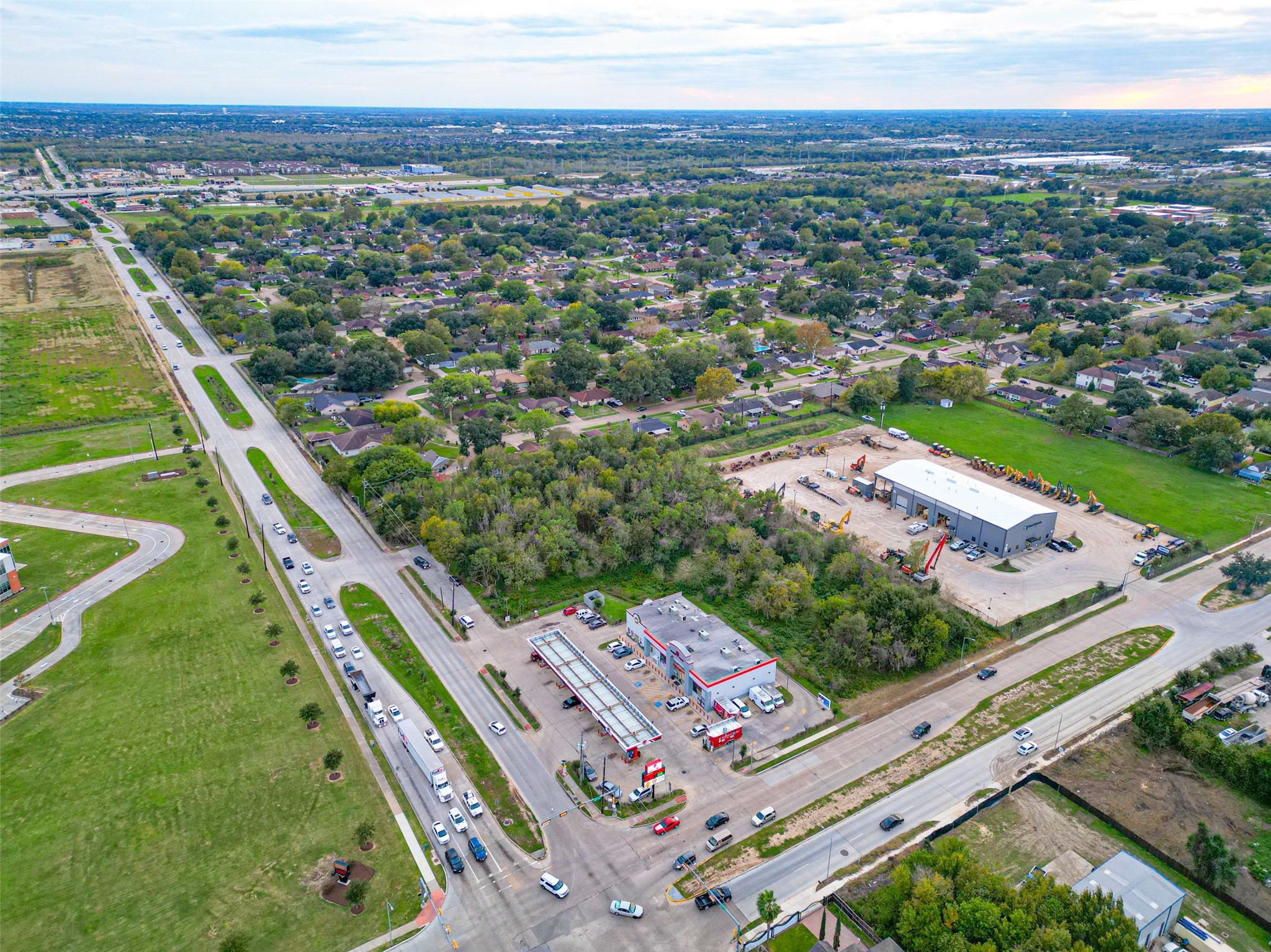 8420 Fuqua Street Houston, TX 77075 - Photo 7 of 17 a view of a city from a balcony