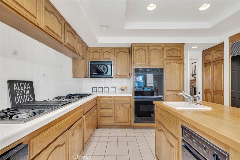 18830 Beechtree Lane Porter Ranch, CA 91326 - Photo 25 of 55