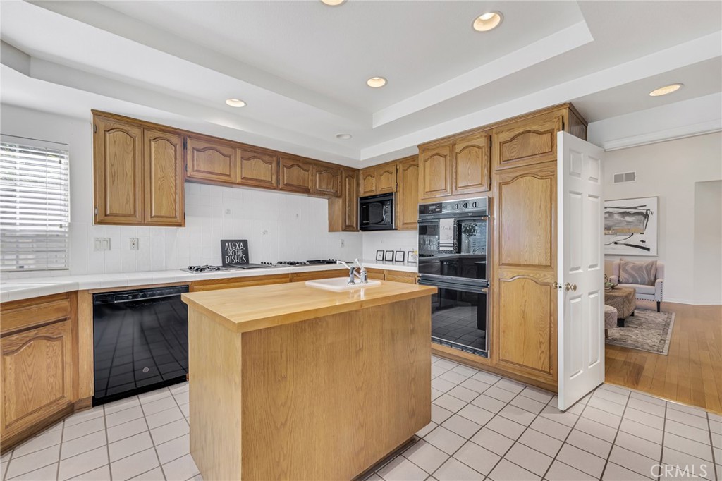 18830 Beechtree Lane Porter Ranch, CA 91326 - Photo 32 of 55