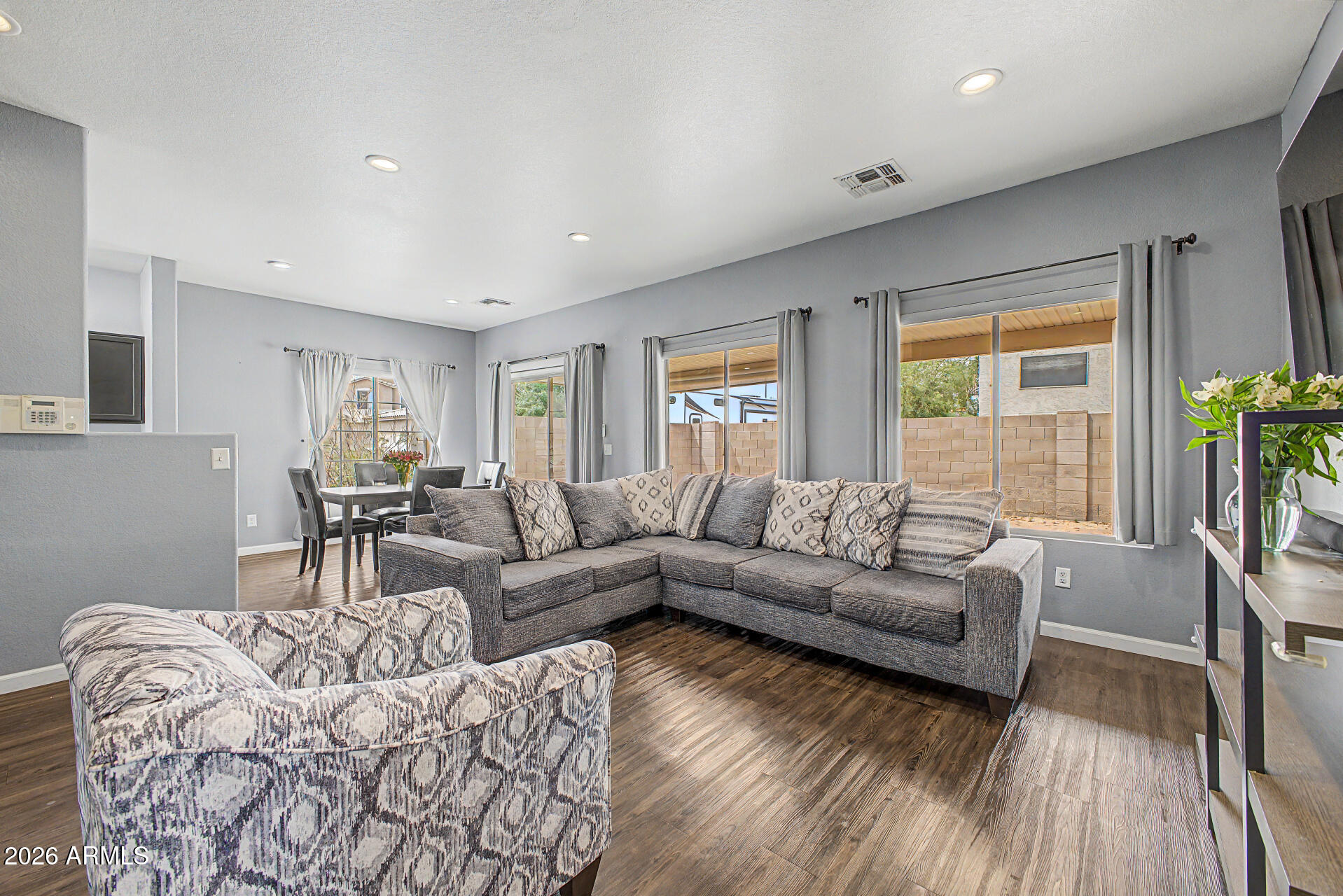 2562 East Riviera Drive Chandler, AZ 85249 - Photo 7 of 28 08 - Riviera