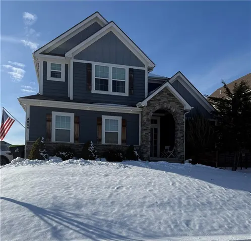 $565,000 | 3904 Southwest Stoney Brook Drive, Lee's Summit, MO 64082