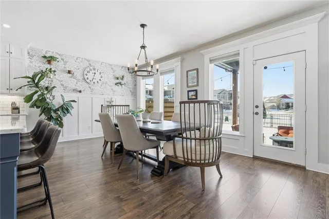 $565,000 | 3904 Southwest Stoney Brook Drive, Lee's Summit, MO 64082