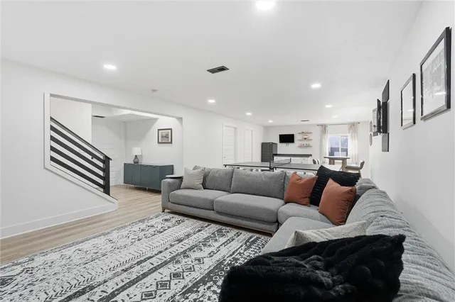 $565,000 | 3904 Southwest Stoney Brook Drive, Lee's Summit, MO 64082