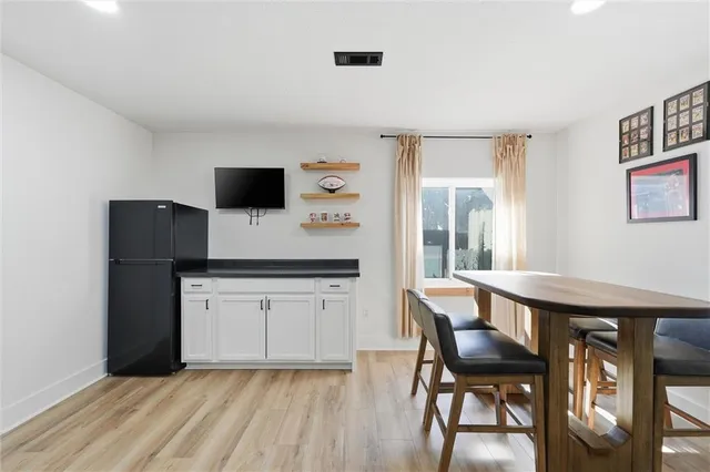 $565,000 | 3904 Southwest Stoney Brook Drive, Lee's Summit, MO 64082