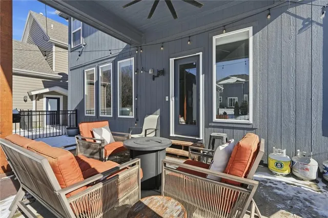 $565,000 | 3904 Southwest Stoney Brook Drive, Lee's Summit, MO 64082