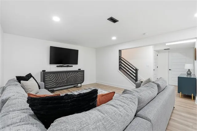 $565,000 | 3904 Southwest Stoney Brook Drive, Lee's Summit, MO 64082