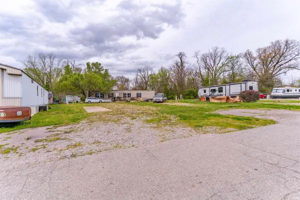 $448,000 | 827 Sycamore Street, Rockport, IN 47635