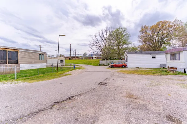 $448,000 | 827 Sycamore Street, Rockport, IN 47635