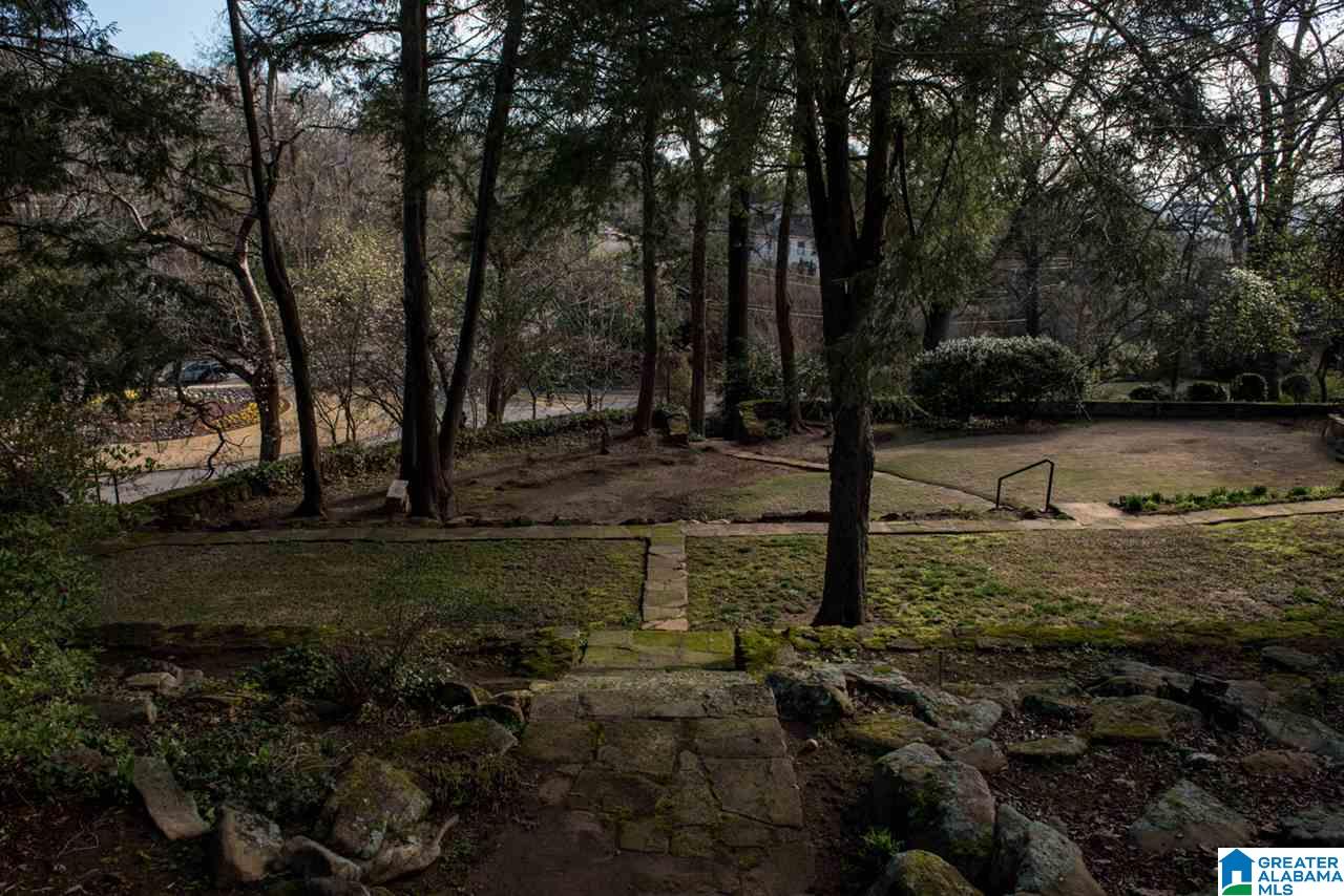 2640 Crest Road South Birmingham, AL 35223 - Photo 32 of 33