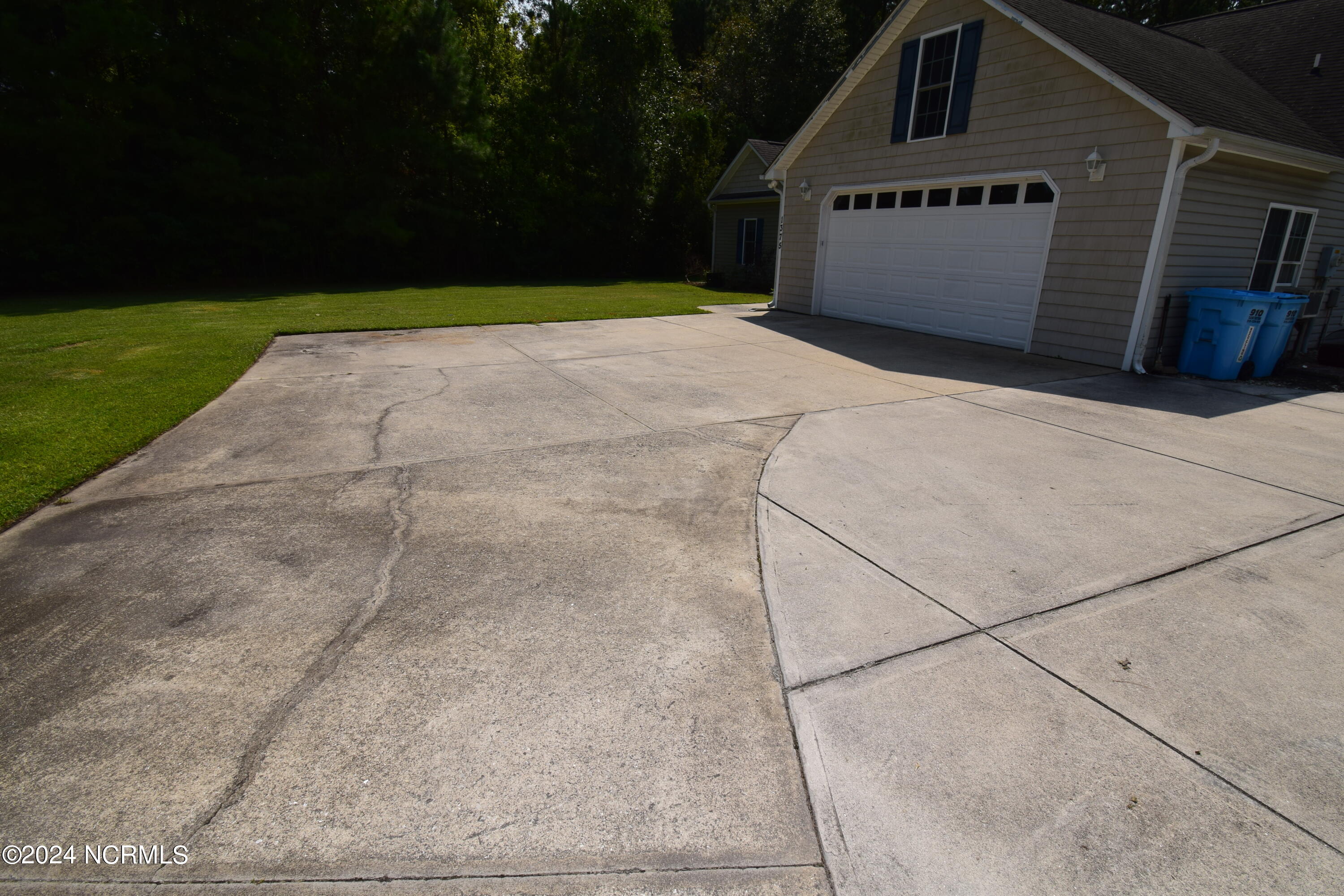 1375 Blue Creek Road Jacksonville, NC 28540 - Photo 7 of 49 DSC_0278