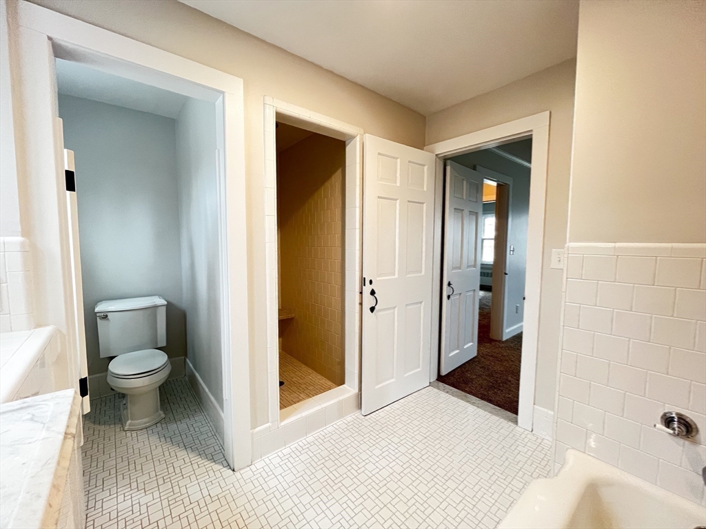 200 Highcrest Road Fall River, MA 02720 - Photo 24 of 41