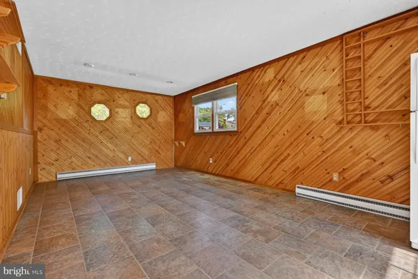 $570,000 | 217 Oak Drive, Pasadena, MD 21122