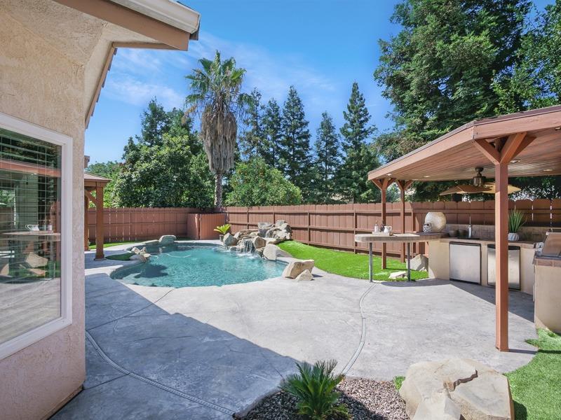 5009 West Decatur Avenue Fresno, CA 93722 - Photo 6 of 38 Gallery Image 6