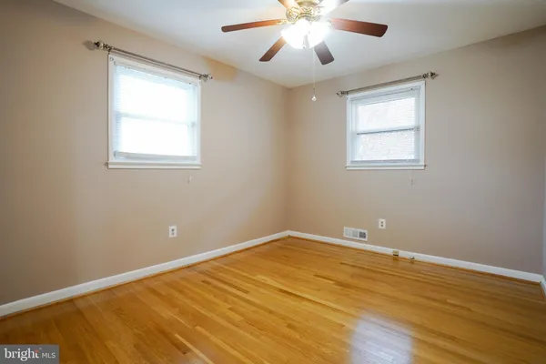 $4,300 | 2017 North Cameron Street, Arlington, VA 22207