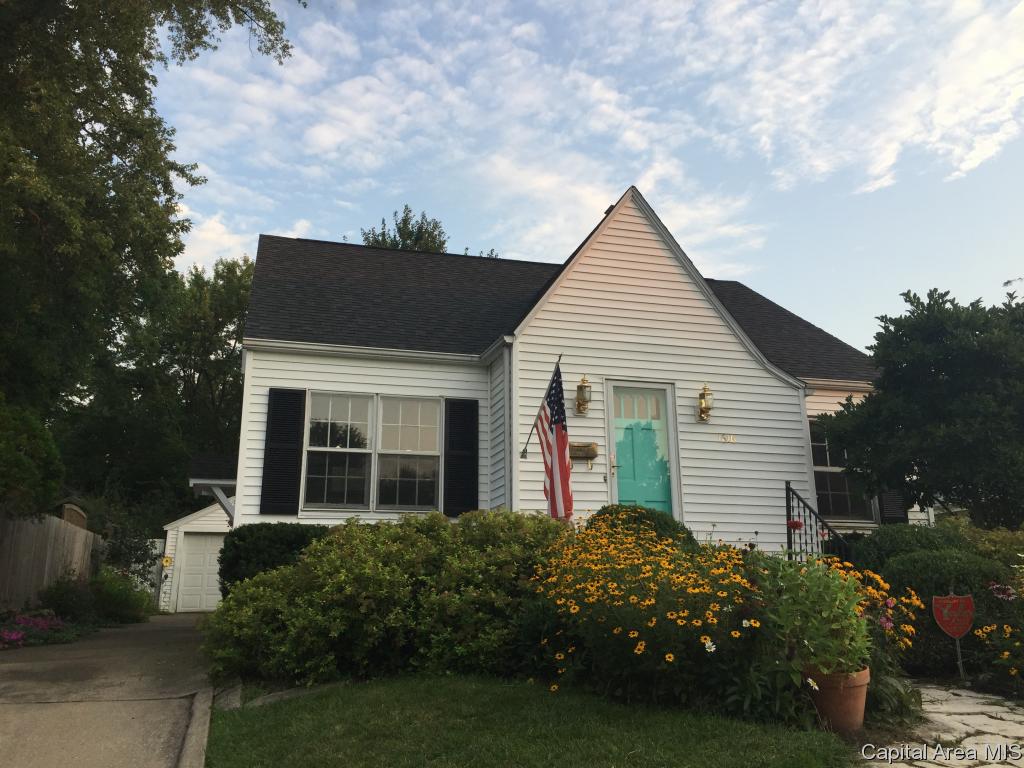 1616 West Cook Street Springfield, IL 62704 - Photo 1 of 33