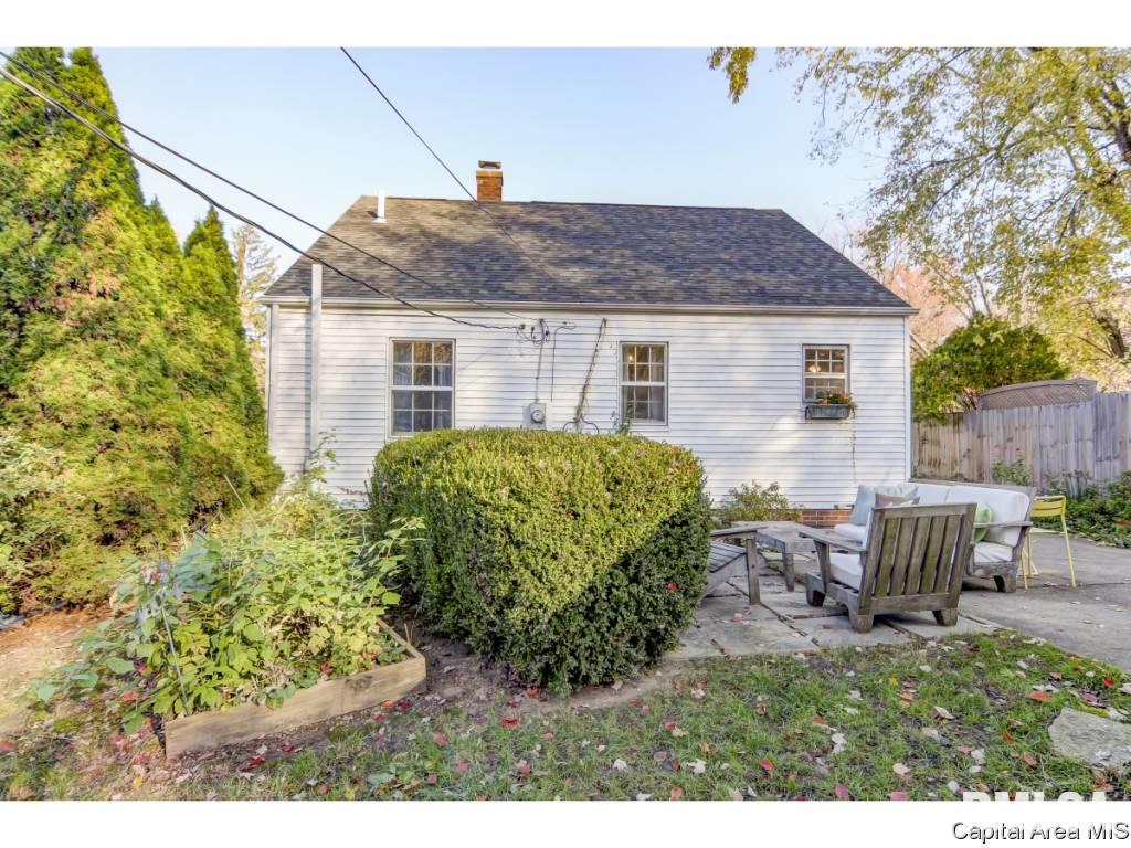 1616 West Cook Street Springfield, IL 62704 - Photo 7 of 33