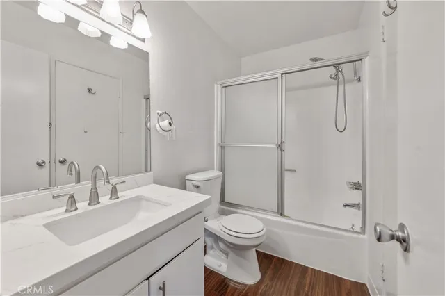 $2,995 | 415 South Prospect Avenue, Unit 106, Redondo Beach, CA 90277