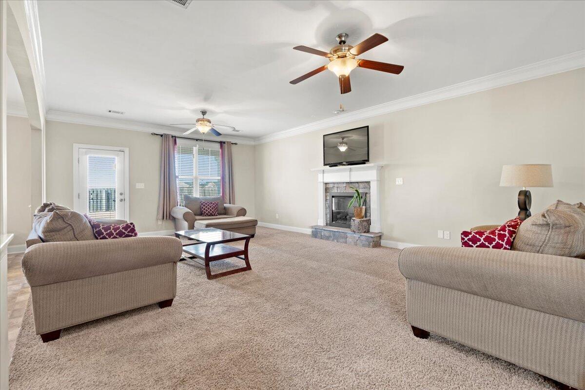 902 Inman Drive Grovetown, GA 30813 - Photo 10 of 41 10-Living Room