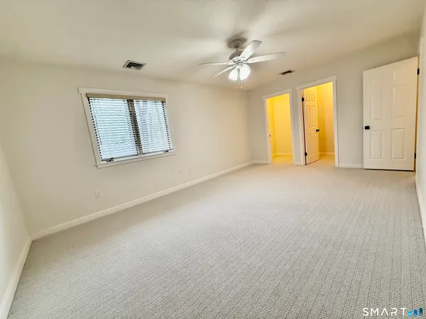 $389,900 | 8 Winchester Court, Unit 8, Farmington, CT 06032