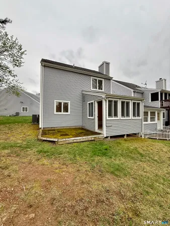 $389,900 | 8 Winchester Court, Unit 8, Farmington, CT 06032