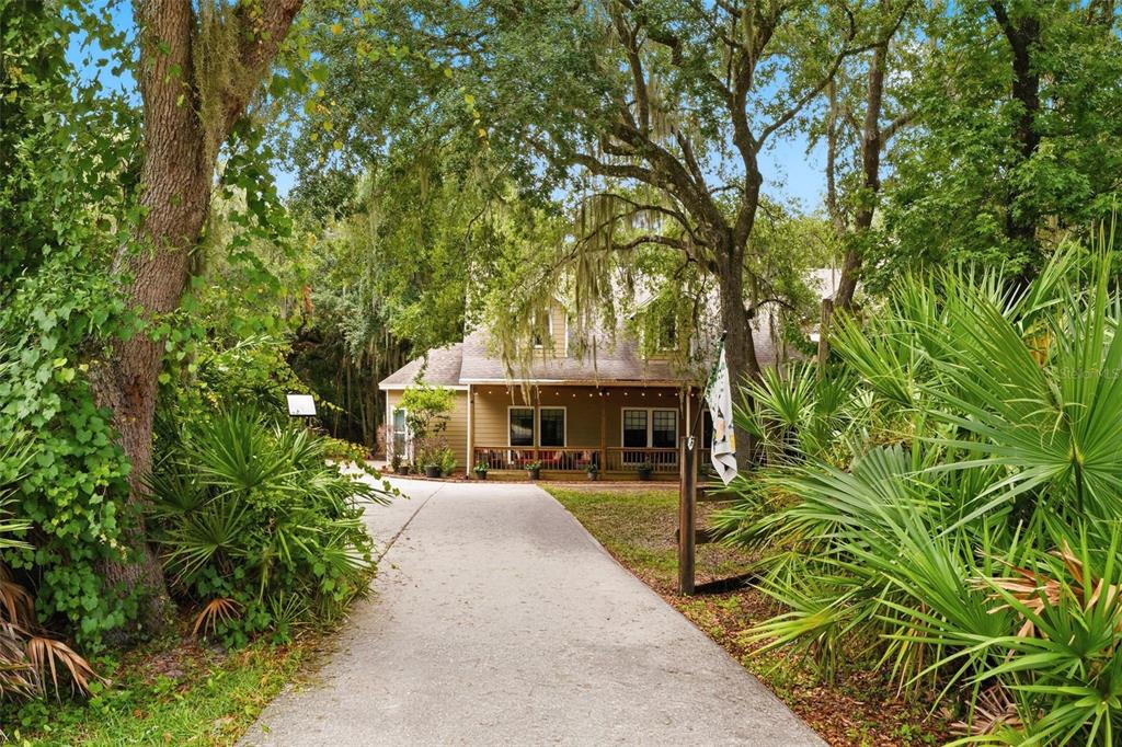 381 North Jungle Road Geneva, FL 32732 - Photo 2 of 55