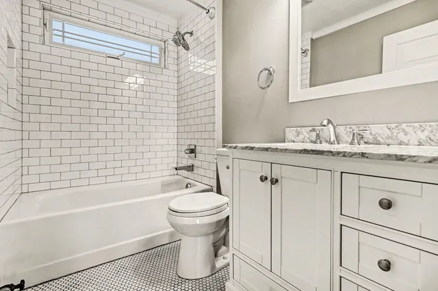 $494,000 | 1518 Forres Avenue, St. Joseph, MI 49085