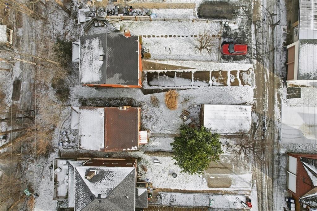 7210 Raymond Street Pittsburgh, PA 15218 - Photo 33 of 37 an aerial view of residential houses with outdoor space