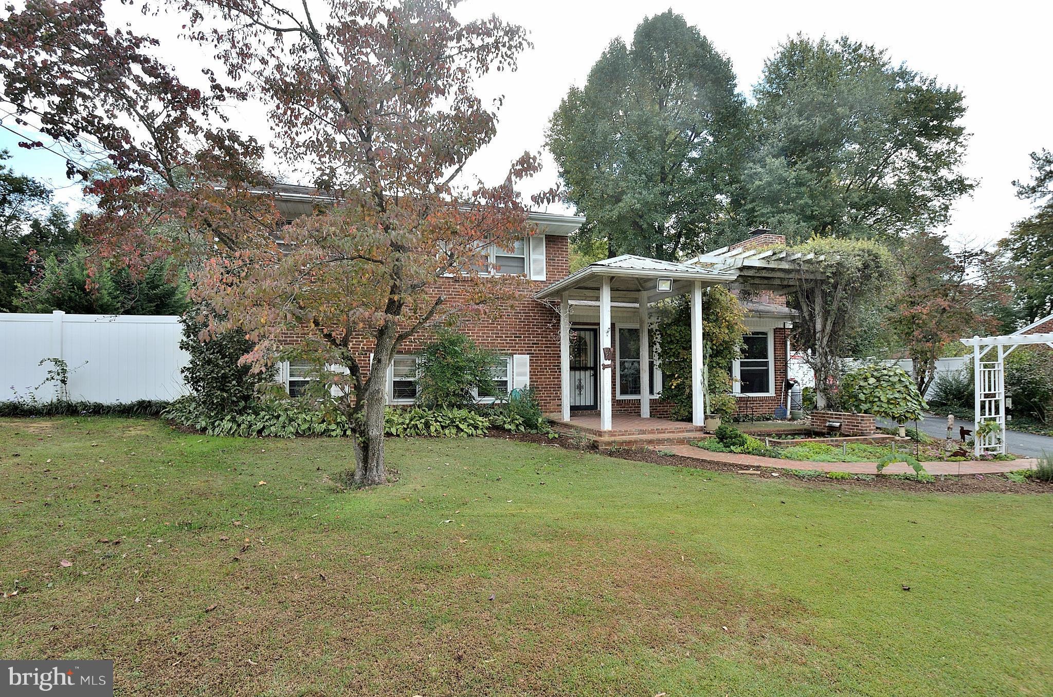 Exterior (Front)