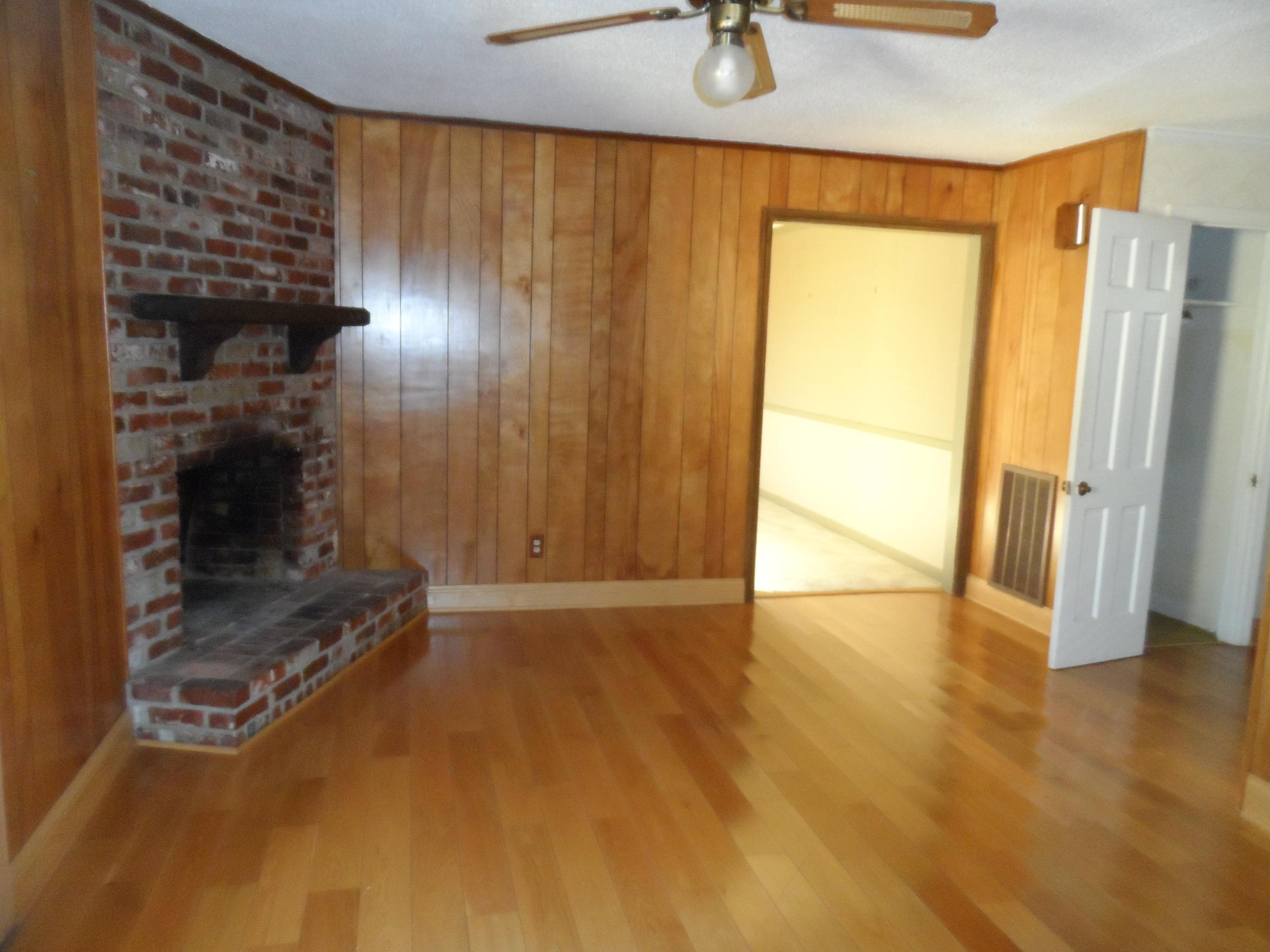 2232 Tristram Road Chattanooga, TN 37421 - Photo 4 of 37 SAM_1976