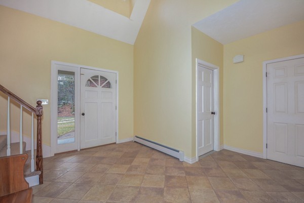 9 Crockett Road Upton, MA 01757 - Photo 7 of 22