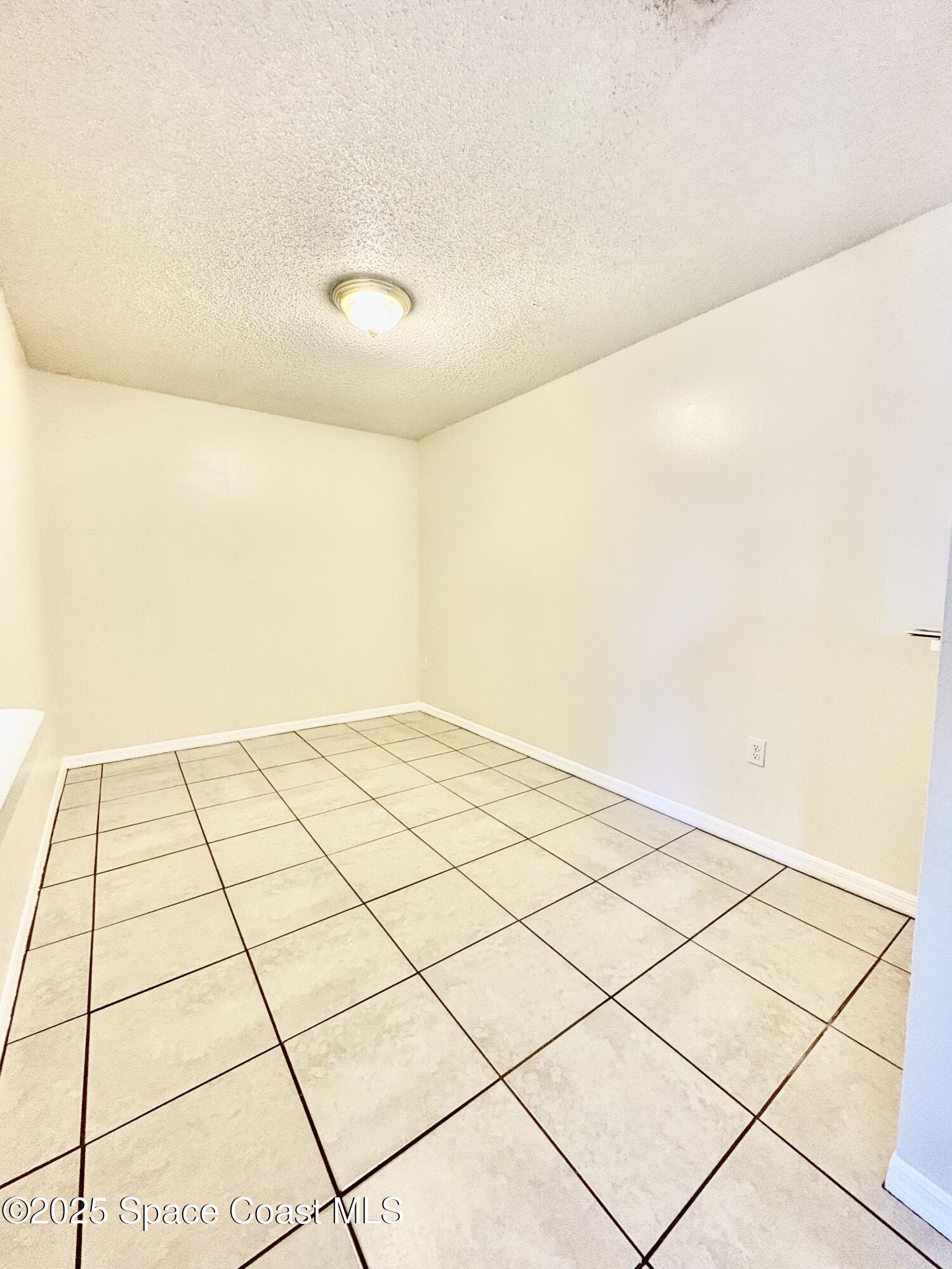 110 Summer Place, Unit 4 Merritt Island, FL 32953 - Photo 3 of 14 IMG_7737