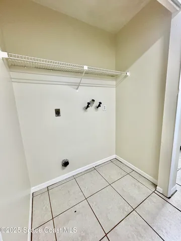 $1,300 | 110 Summer Place, Unit 4, Merritt Island, FL 32953