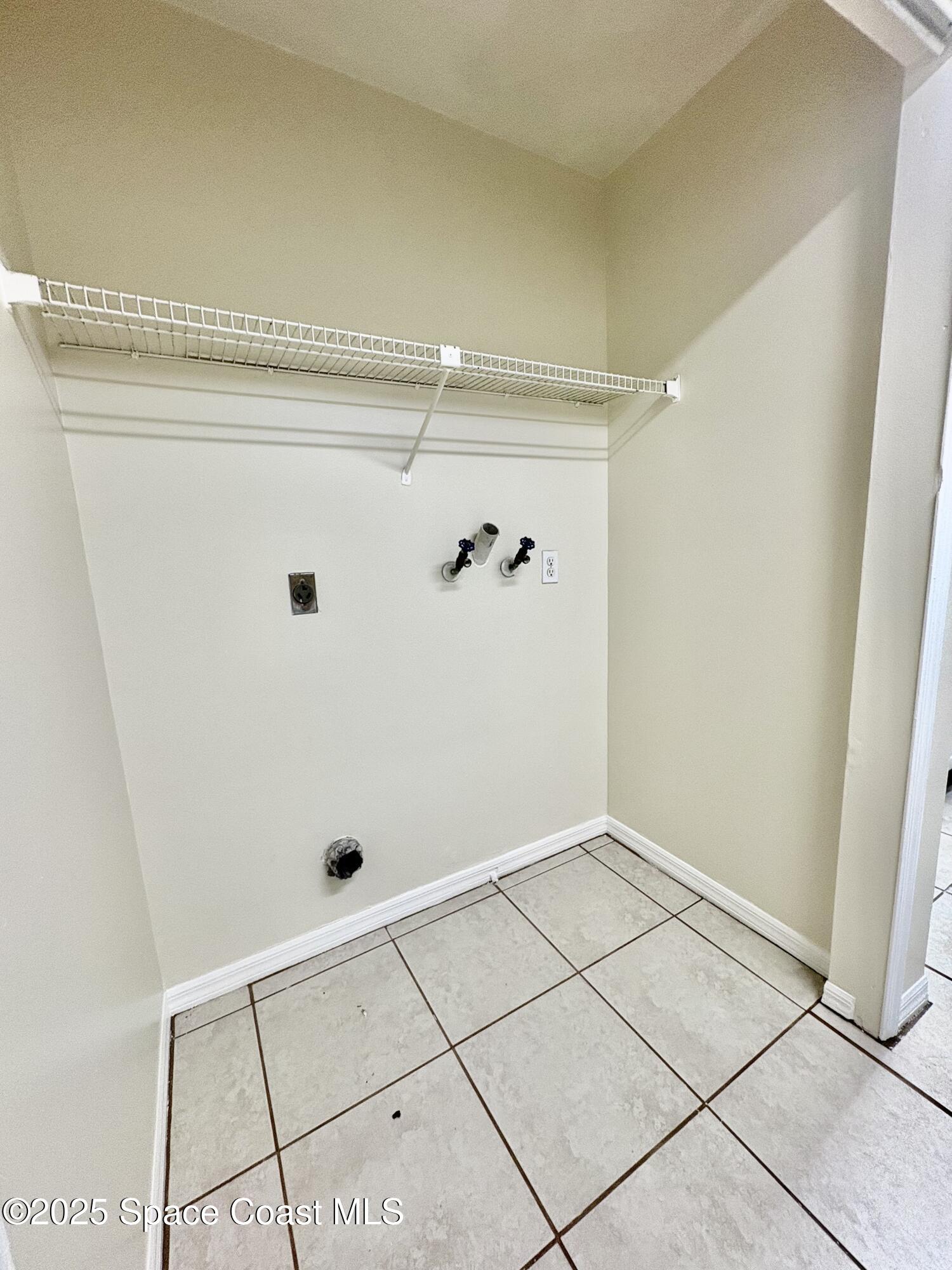 110 Summer Place, Unit 4 Merritt Island, FL 32953 - Photo 4 of 14 IMG_7738