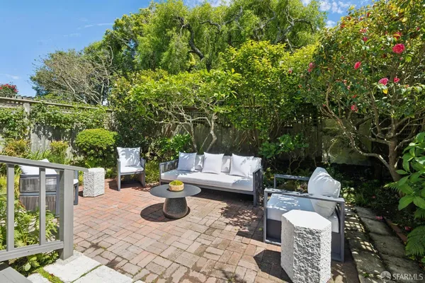 $4,395,000 | 212 Spruce Street, San Francisco, CA 94118