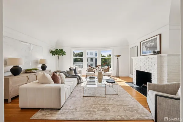 $4,395,000 | 212 Spruce Street, San Francisco, CA 94118