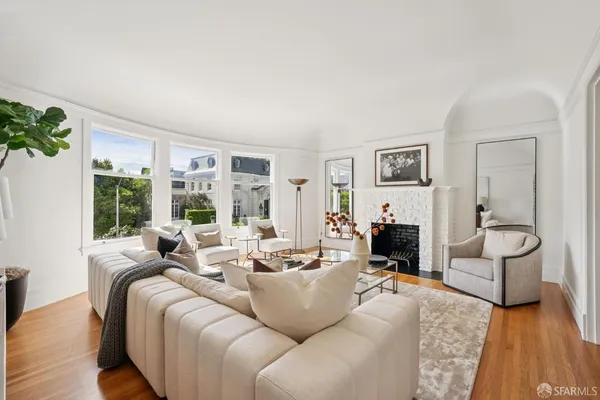 $4,395,000 | 212 Spruce Street, San Francisco, CA 94118