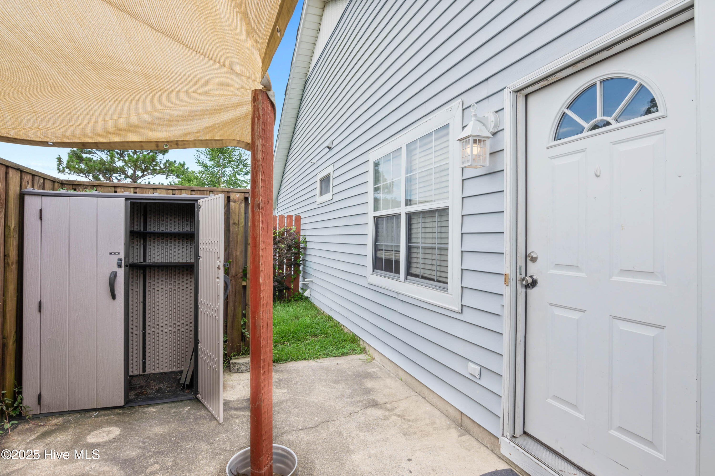108 Witten Circle, Unit C Havelock, NC 28532 - Photo 5 of 25 07