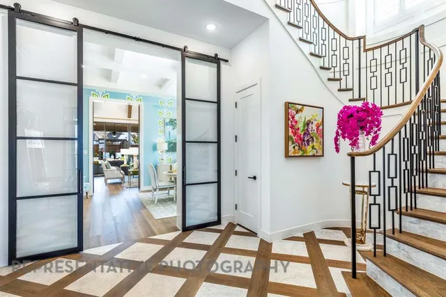 a view of entryway with an outdoor space