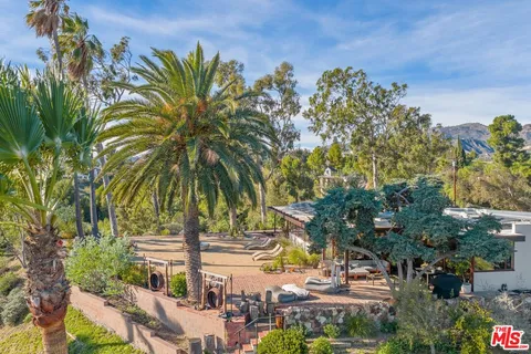 $1,999,000 | 17728 Ridgeway Road, Granada Hills, CA 91344