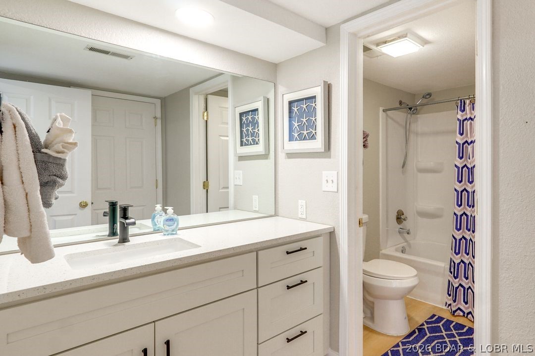 1103 Passover Road, Unit Q6 Osage Beach, MO 65065 - Photo 8 of 26