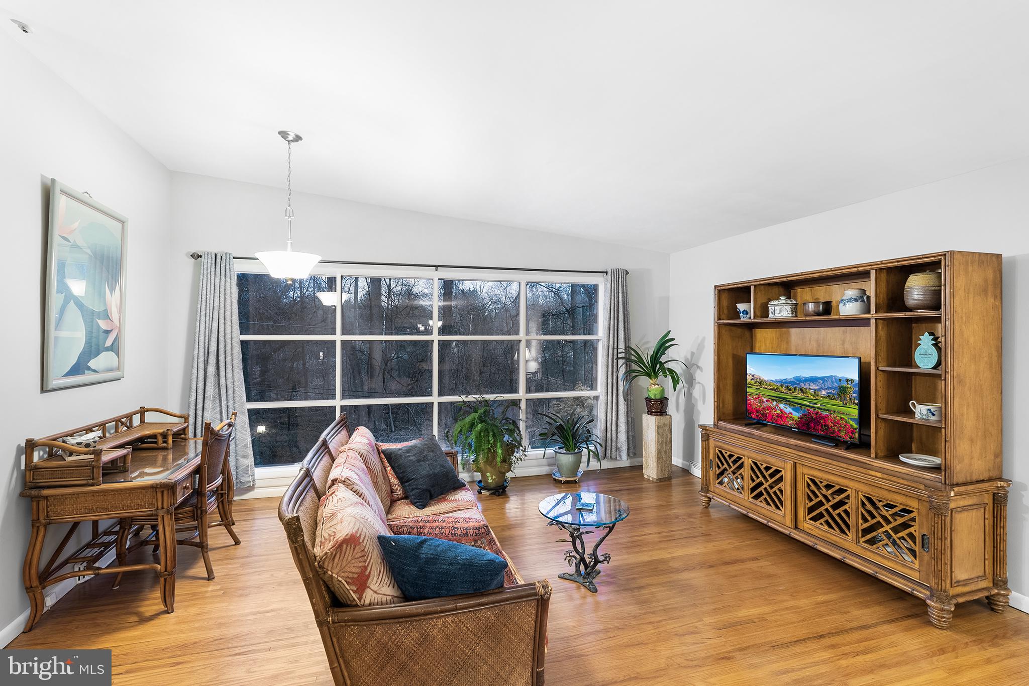 8314 Jenkintown Road Elkins Park, PA 19027 - Photo 5 of 34