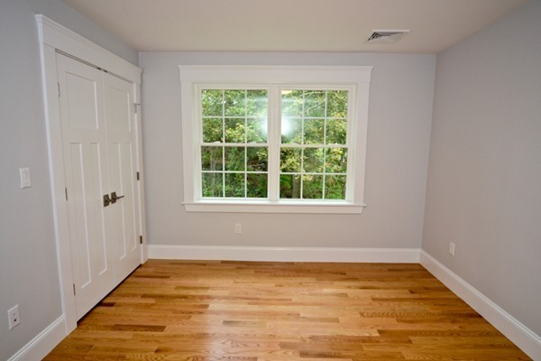 39 Lockeland Road Winchester, MA 01890 - Photo 19 of 29