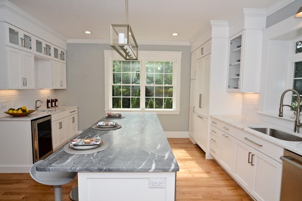 39 Lockeland Road Winchester, MA 01890 - Photo 9 of 29