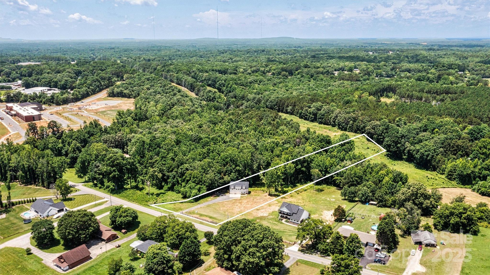 237 Mariposa Road Stanley, NC 28164 - Photo 2 of 40 Gallery Image 2